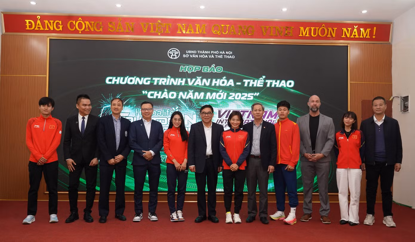 Họp báo thông tin chương trình chào năm mới 2025 tại trụ sở Sở Văn hoá và Thể thao Hà Nội chiều 27/12 (ảnh Hiển Hiển)