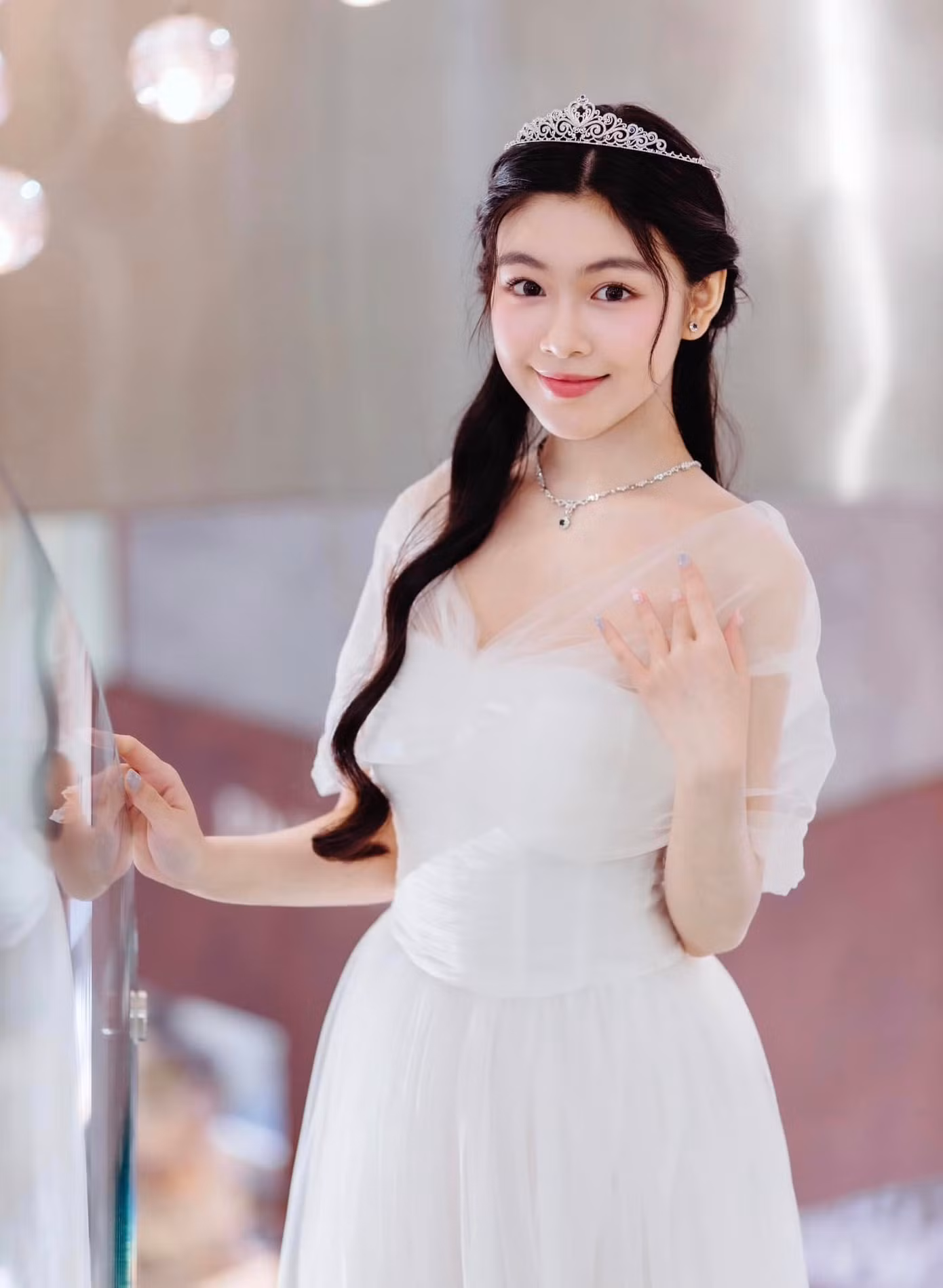 Hiện tại, Lọ Lem sở hữu kênh TikTok hơn 1,8 triệu người theo dõi.