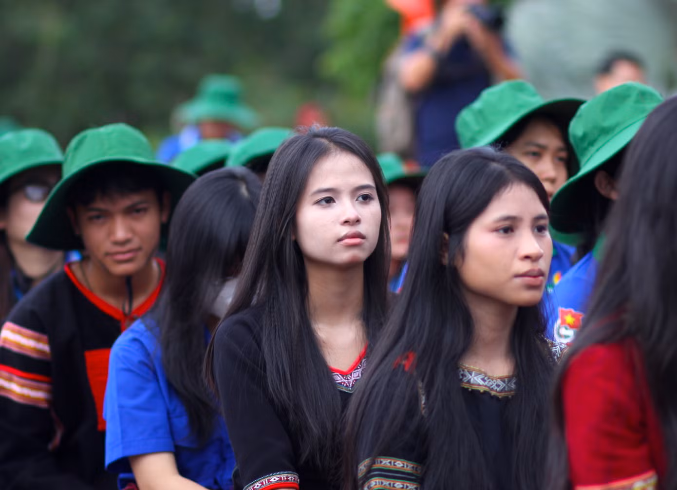 Các đoàn viên, thanh niên dự chương trình.