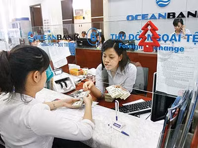 Các NH còn “nhìn nhau” để giảm lãi suất. Ảnh: Ngọc Thắng 