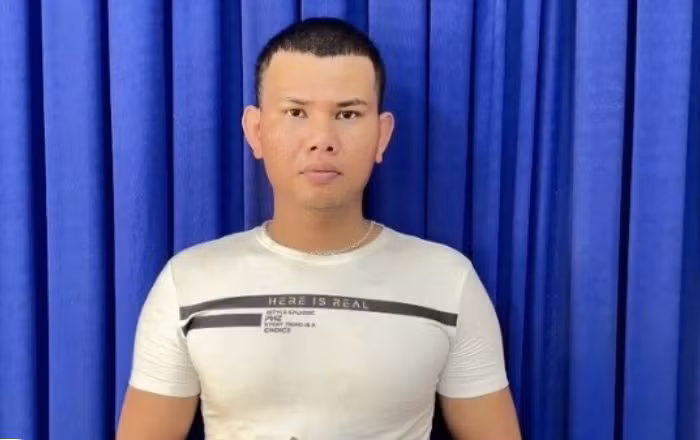 Dương Tấn Học tại cơ quan công an.