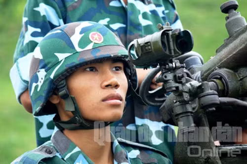 Liên tục bắt, bám sát mục tiêu