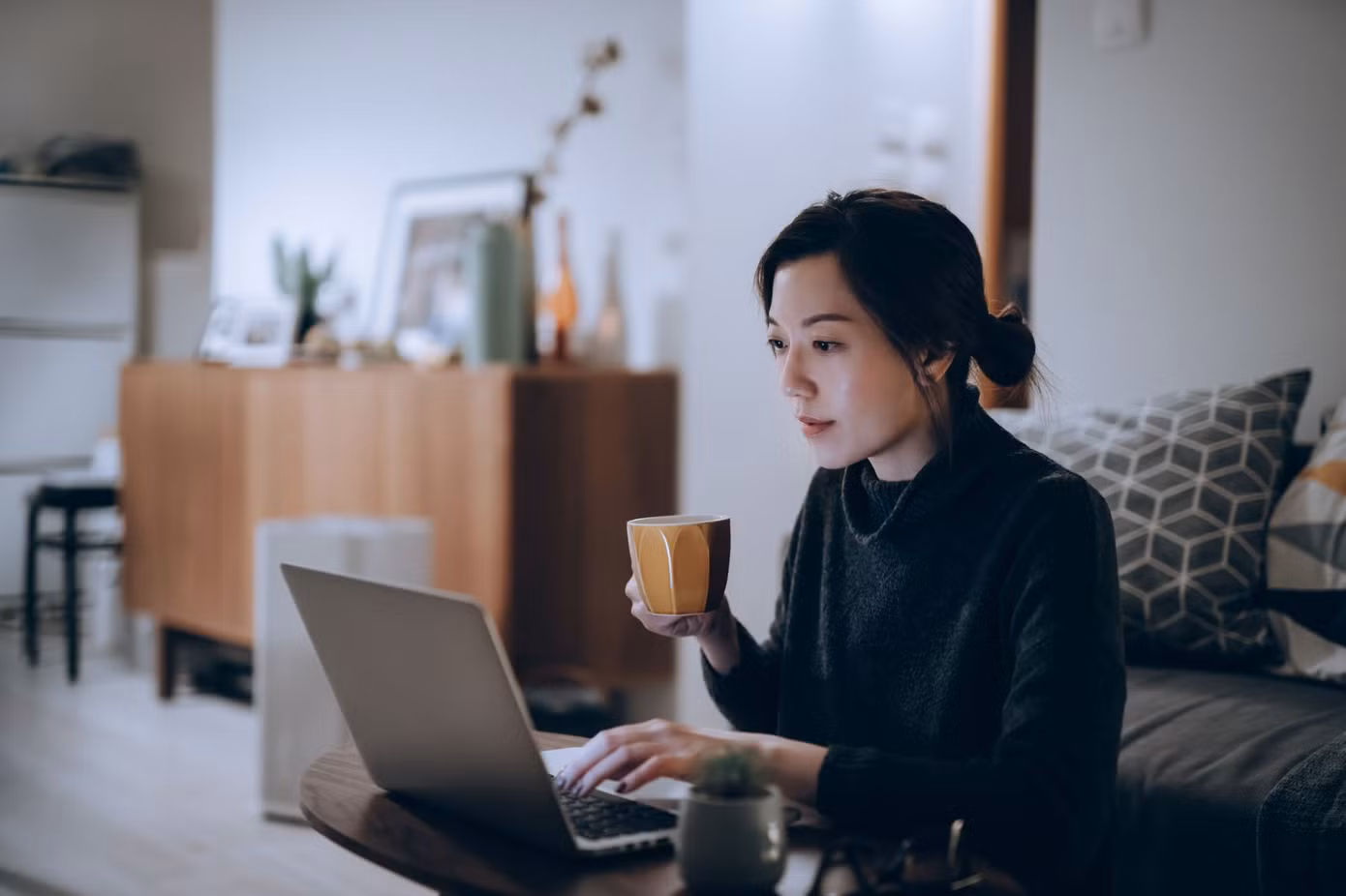 Bạn có đang ép bản thân phải thư giãn liền, áp đặt mình phải hiệu quả sau khi đã làm theo những phương pháp giảm căng thẳng đọc được ở đâu đó? Bạn có đang ép bản thân phải thư giãn liền, áp đặt mình phải hiệu quả sau khi đã làm theo những phương pháp giảm căng thẳng đọc được ở đâu đó?