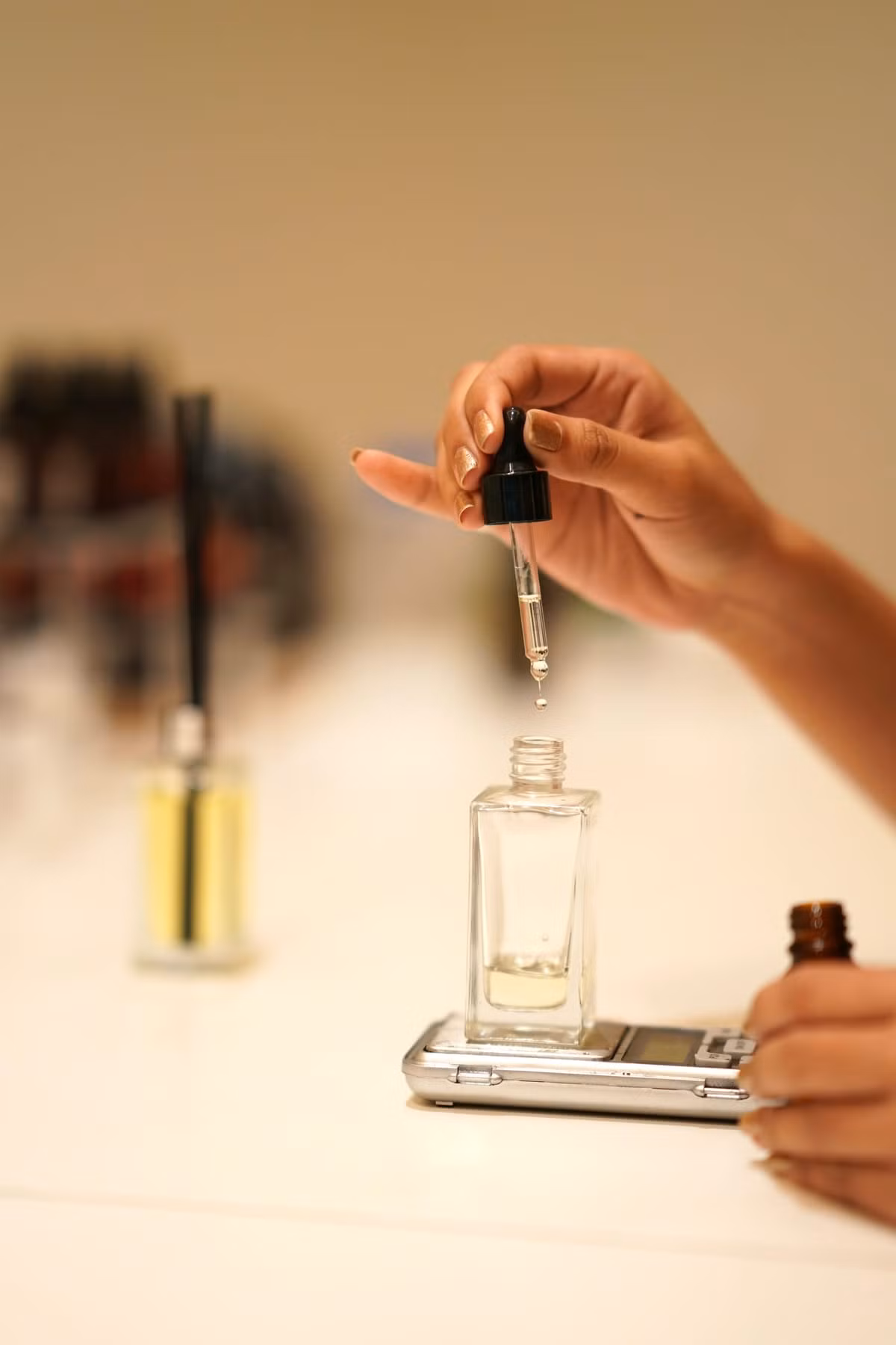 Thành phần phổ biến nhất giúp nâng tầm pheromones của bạn là ISO E SUPER. Thành phần phổ biến nhất giúp nâng tầm pheromones của bạn là ISO E SUPER.