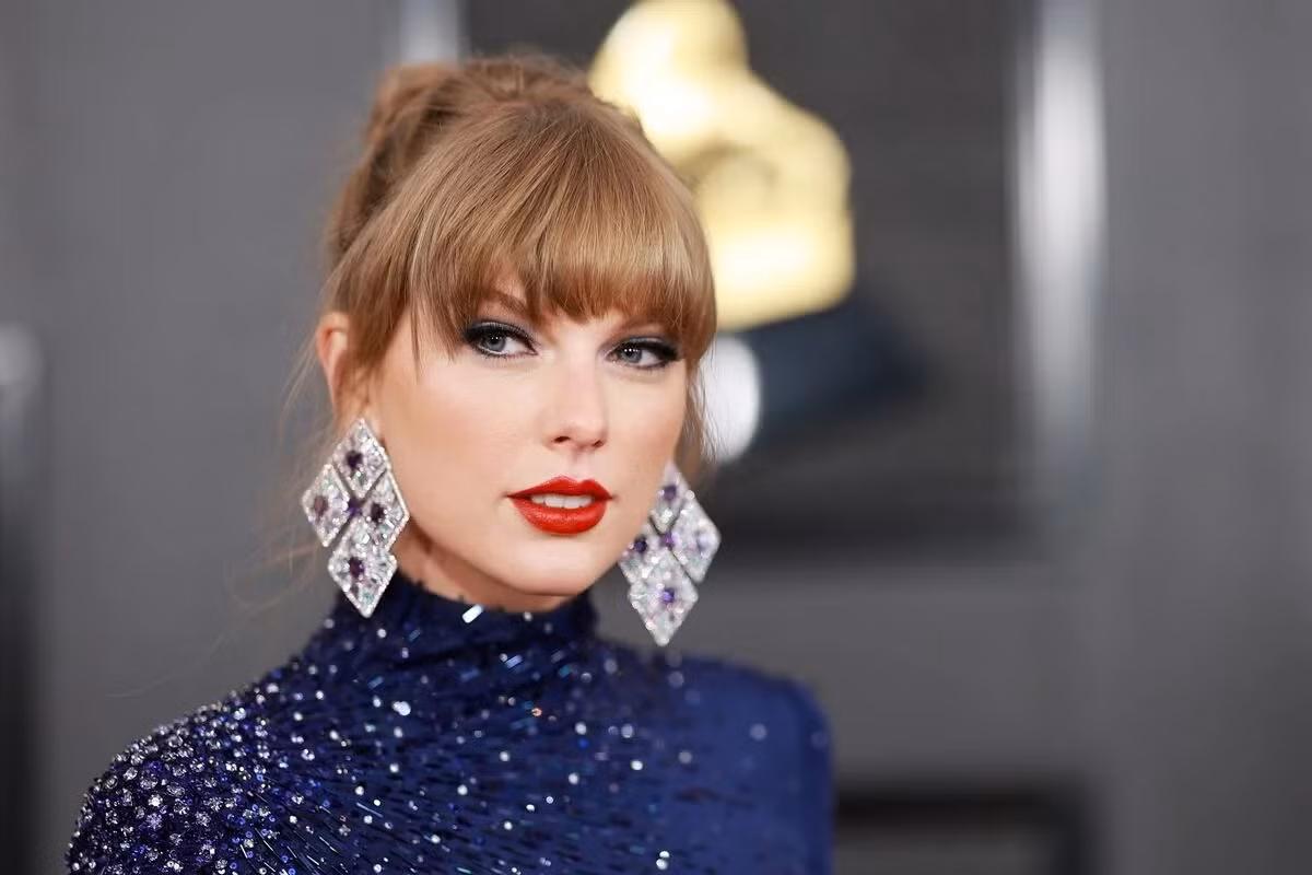 Hàng loạt bức ảnh "đen" sử dụng công nghệ deepfake với khuôn mặt của Taylor Swift đã tràn lan khắp các mạng xã hội.