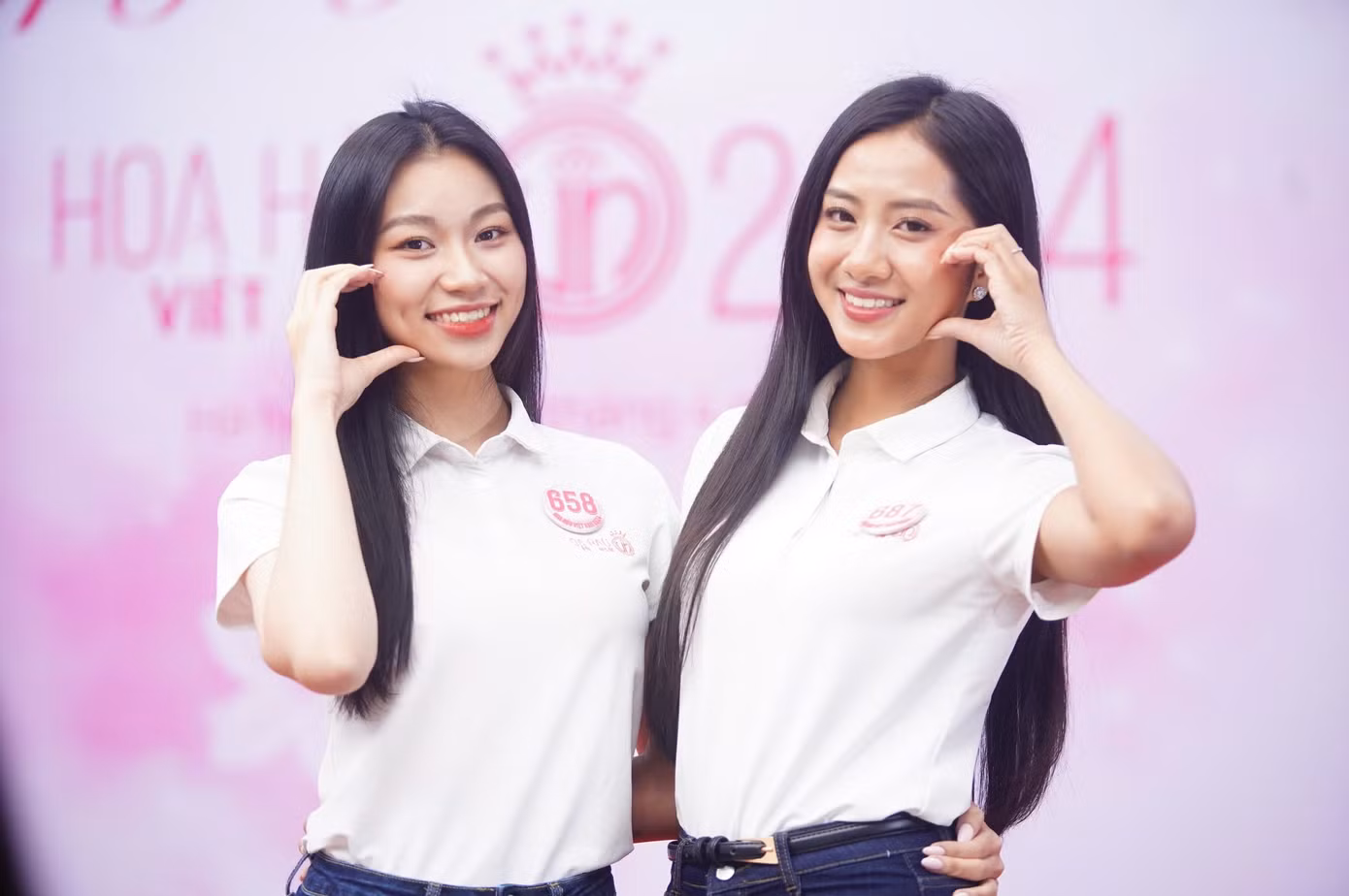 Chung khảo Hoa hậu Việt Nam 2024 diễn ra tối 20/4 tại Hà Nội. Trong 41 thí sinh bước vào đêm thi quan trọng này có hai đại diện của Đại học Tài chính - Marketing là Hà Trúc Linh (SBD 687) và Trần Thị Huyền Cơ (SBD 658).