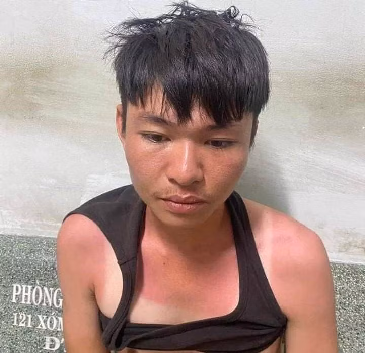 Đối tượng tại cơ quan công an