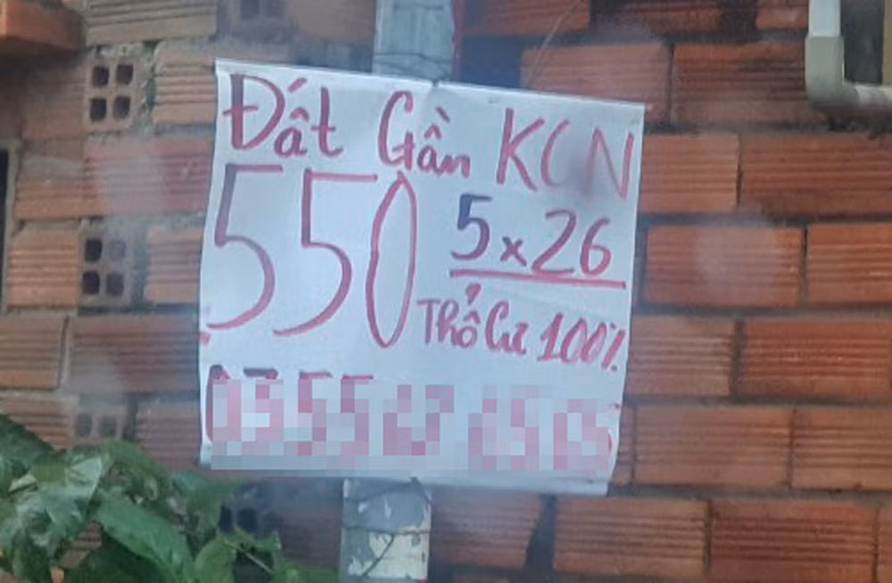 Khá nhiều môi giới chuyên bán các dòng sản phẩm cao cấp, đắt đỏ tại các thị trường tỉnh đang chuyển hướng sang các sản phẩm giá rẻ gần KCN để duy trì cuộc sống. Khá nhiều môi giới chuyên bán các dòng sản phẩm cao cấp, đắt đỏ tại các thị trường tỉnh đang chuyển hướng sang các sản phẩm giá rẻ gần KCN để duy trì cuộc sống.