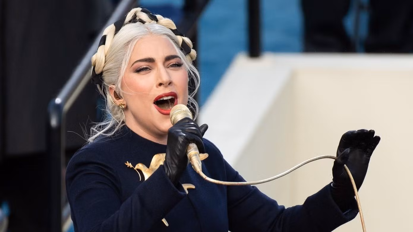 Dù đã nhiều năm trôi qua, nhưng Lady Gaga vẫn luôn bị ám ảnh về quá khứ đau buồn. Dù đã nhiều năm trôi qua, nhưng Lady Gaga vẫn luôn bị ám ảnh về quá khứ đau buồn.