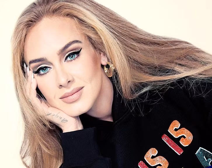 Adele từng "gây bão" trên sóng truyền hình Saturday Night Live tháng 10/2020.