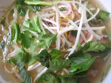 Bát phở Hà Nội tại cửa hàng phở Bình trên đất Houston, bang Texas, Mỹ