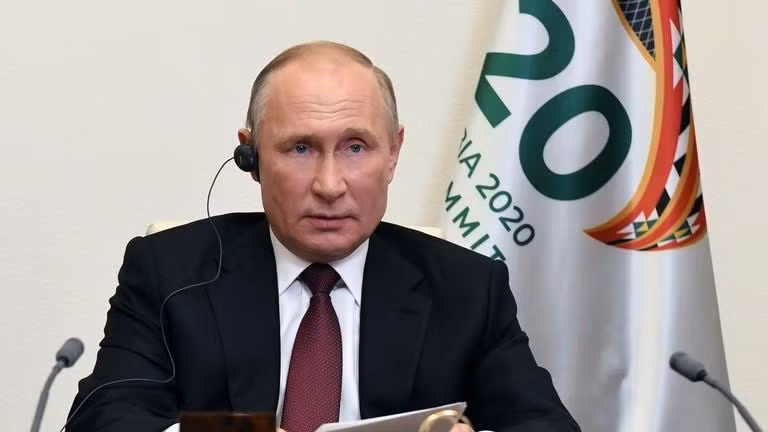 Tổng thống Nga Vladimir Putin dự họp trực tuyến Hội nghị thượng đỉnh G20 năm 2020 do Ả Rập Saudi đăng cai tổ chức. Ảnh: AP