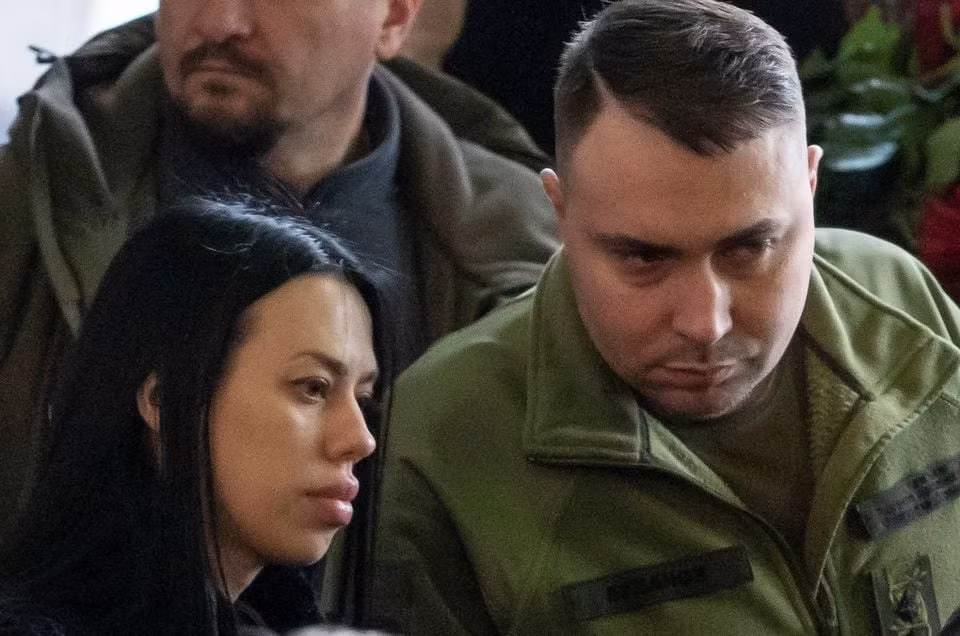 Ông Kyrylo Budanov và vợ. Ảnh: Reuters