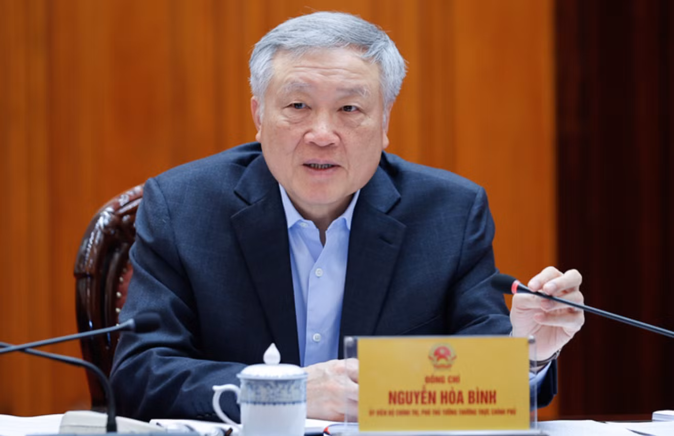 Phó Thủ tướng Thường trực Chính phủ Nguyễn Hòa Bình.