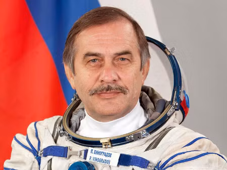 Ông Pavel Vinogradov. Ông Pavel Vinogradov
