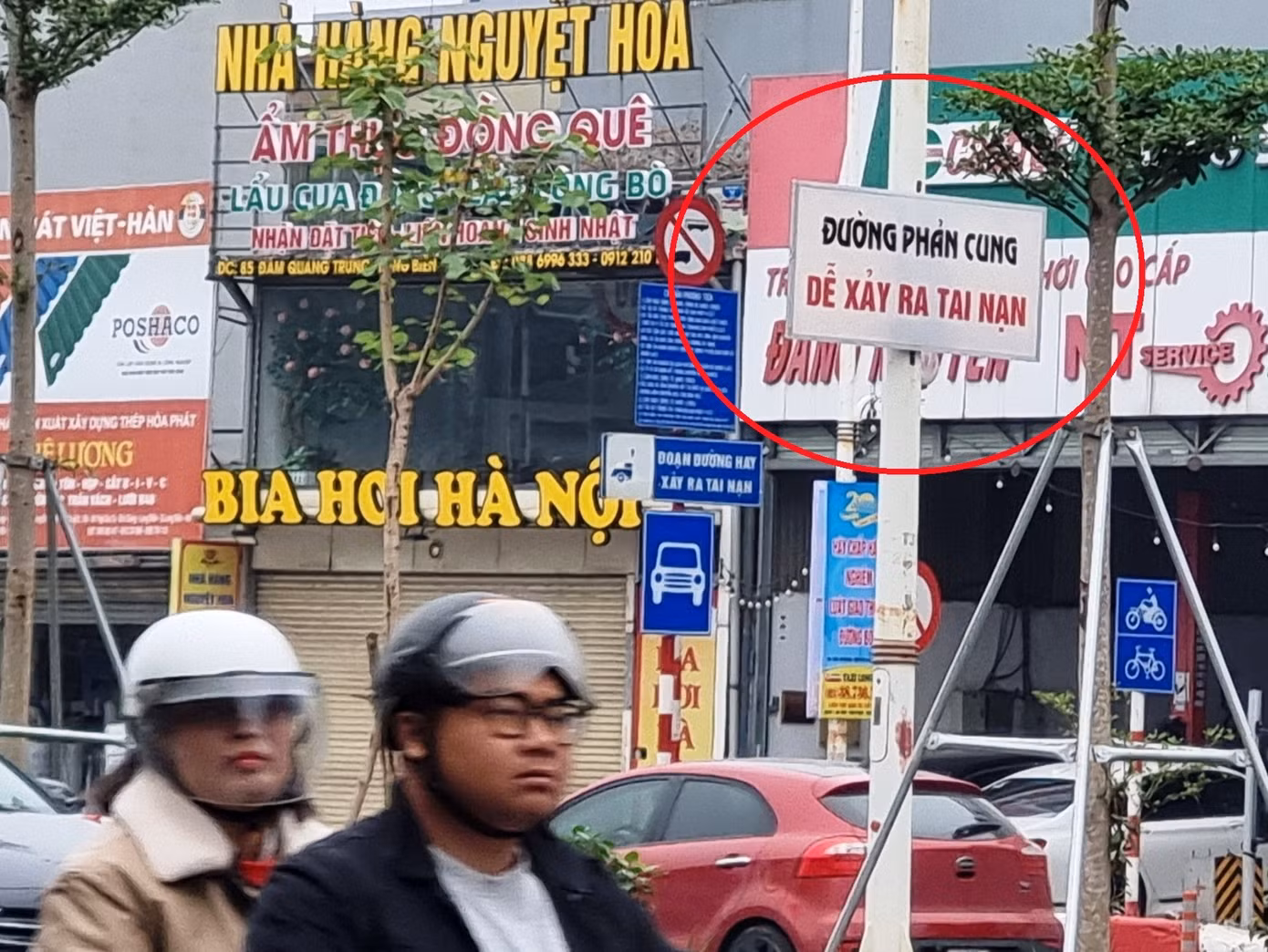 Tấm biển tự phát gây chú ý trong những ngày qua Tấm biển tự phát gây chú ý trong những ngày qua