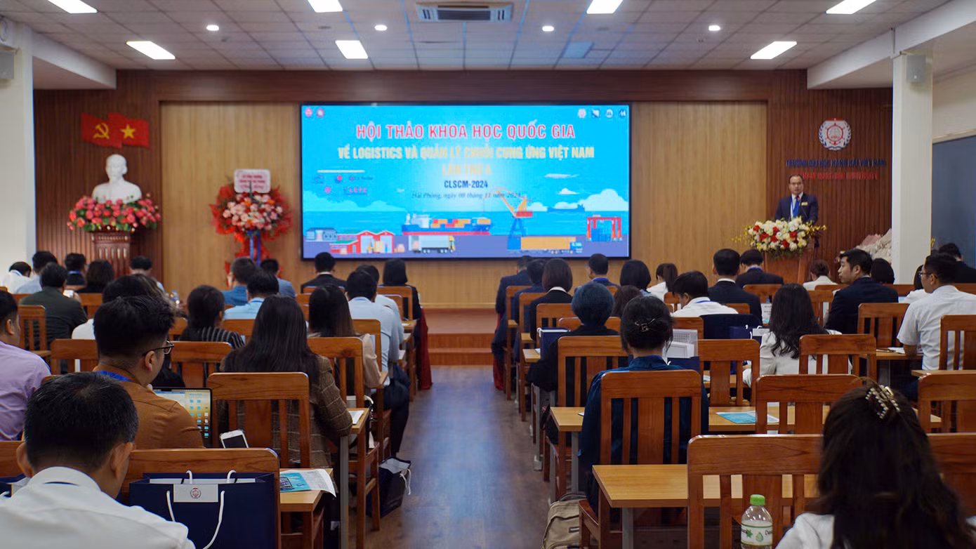 Hội thảo quốc gia về logistics và quản lý chuỗi cung ứng lần thứ 4 diễn ra sáng 8/11 tại Trường Đại học Hàng hải Việt Nam. Hội thảo quốc gia về logistics và quản lý chuỗi cung ứng lần thứ 4 diễn ra sáng 8/11 tại Trường Đại học Hàng hải Việt Nam.