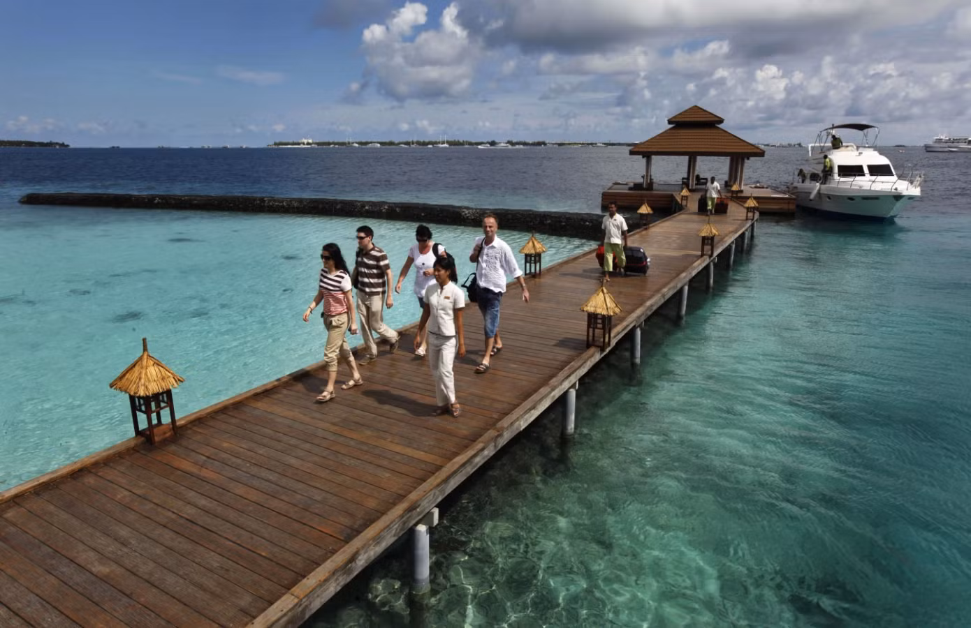 Maldives cấm du khách mang hộ chiếu Israel. Ảnh: AP. Maldives cấm du khách mang hộ chiếu Israel. Ảnh: AP.