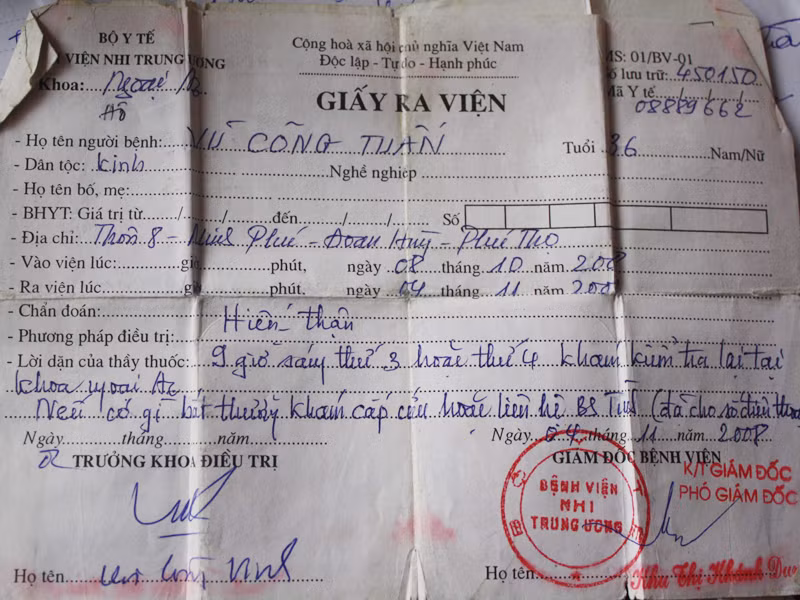Giấy ra viện của anh Tuấn