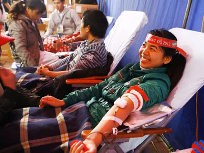 Tại Ngày Chủ Nhật Đỏ năm 2012