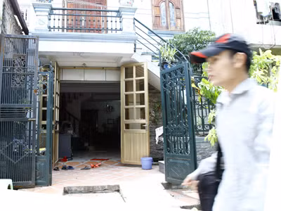 “Đại bản doanh” của CLB là một căn nhà nằm khuất trong ngõ, không biển hiệu