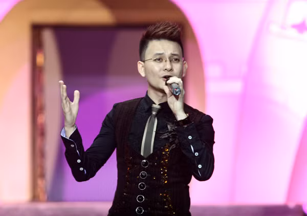 Khắc Hiếu