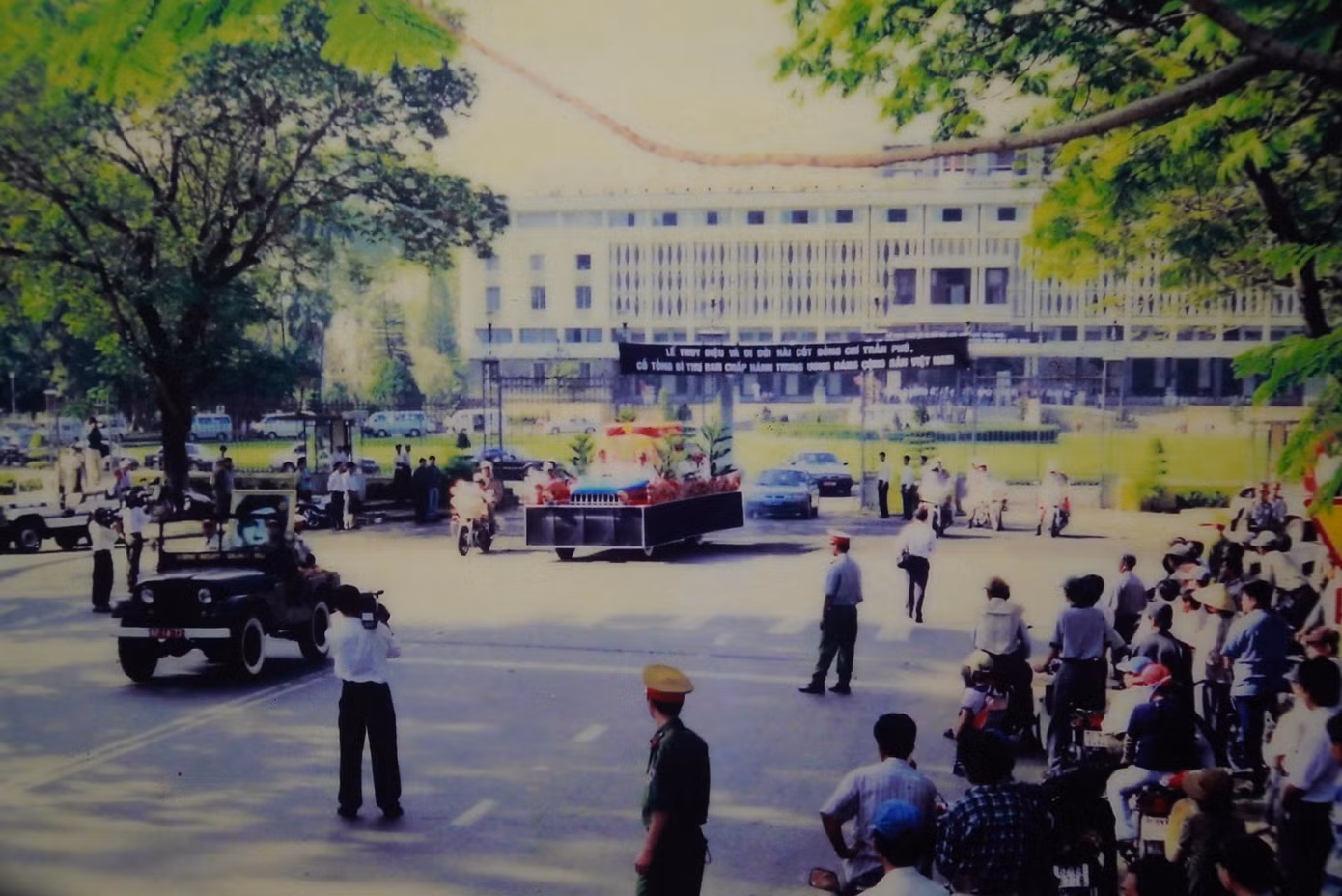 Lãnh đạo Ban quản lý khu di tích Tổng Bí thư Trần Phú cho biết hàng năm đơn vị luôn thực hiện sưu tầm thêm các kỷ vật liên quan đến cuộc đời, sự nghiệp của cố Tổng Bí thư Trần Phú.