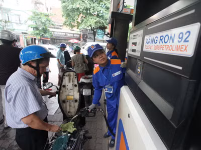 Cần chia tách Petrolimex để có thị trường cạnh tranh đúng nghĩa Ảnh: Xuân Phú