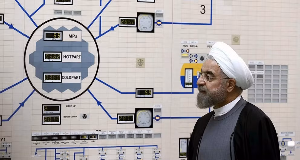 Iran tuyên bố bắn rơi máy bay trinh sát Mỹ ảnh 3