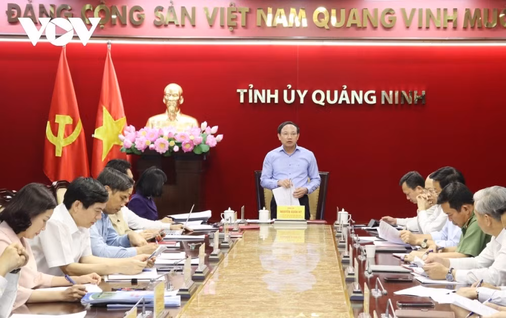 Ban Thường vụ Tỉnh ủy Quảng Ninh họp xem xét, thi hành kỷ luật đảng đối với cán bộ, đảng viên vi phạm. Ảnh: VTC News Ban Thường vụ Tỉnh ủy Quảng Ninh họp xem xét, thi hành kỷ luật đảng đối với cán bộ, đảng viên vi phạm. Ảnh: VTC News