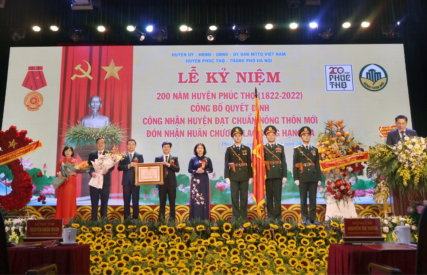 Lễ công bố và đón nhận Quyết định của Thủ tướng Chính phủ công nhận “Huyện Phúc Thọ đạt chuẩn nông thôn mới năm 2020”; đón nhận Huân chương Lao động hạng Ba, kỷ niệm 200 năm huyện Phúc Thọ (1822-2022)