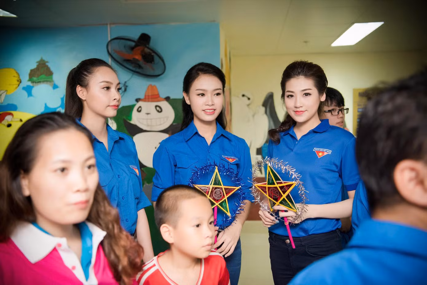 Các thí sinh Hoa hậu Việt Nam thường tham gia các hoạt động thiện nguyện, các dự án cộng đồng, góp phần truyền cảm hứng và lan tỏa những giá trị tích cực. Các thí sinh Hoa hậu Việt Nam thường tham gia các hoạt động thiện nguyện, các dự án cộng đồng, góp phần truyền cảm hứng và lan tỏa những giá trị tích cực.
