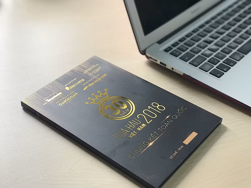 Nhìn gần vé màn hình LED chung kết Hoa hậu Việt Nam 2018 ảnh 3