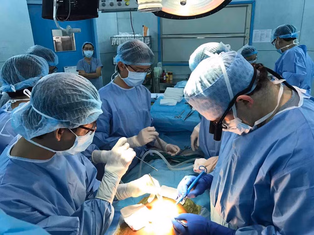 Các bệnh viện đang đẩy mạnh triển khai kỹ thuật ghép gan để cứu những trường hợp bệnh nặng Các bệnh viện đang đẩy mạnh triển khai kỹ thuật ghép gan để cứu những trường hợp bệnh nặng