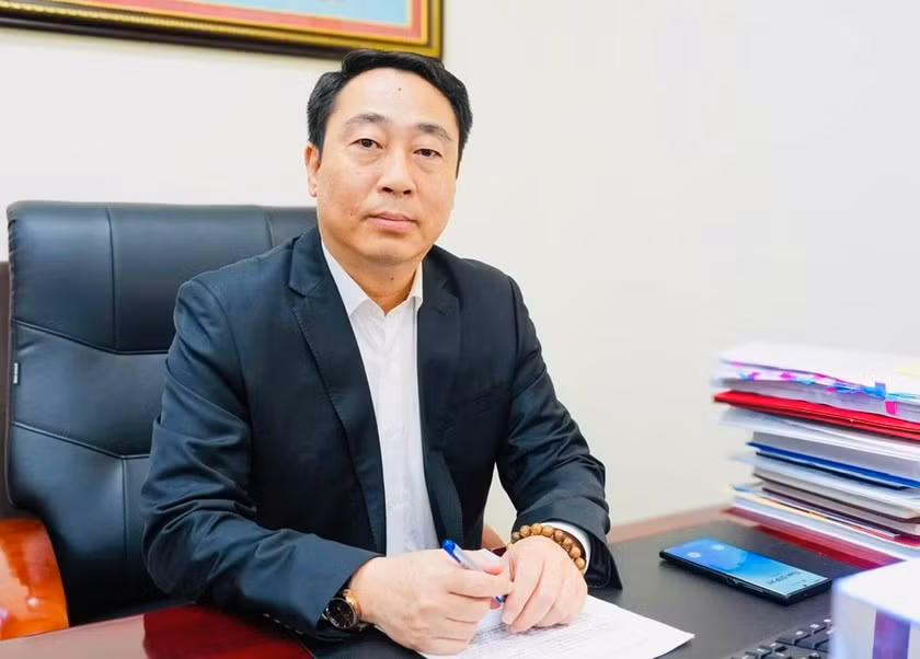 Tiến sĩ Lê Vệ Quốc, Cục trưởng Cục PBGDPL&TGPL. Tiến sĩ Lê Vệ Quốc, Cục trưởng Cục PBGDPL&TGPL.