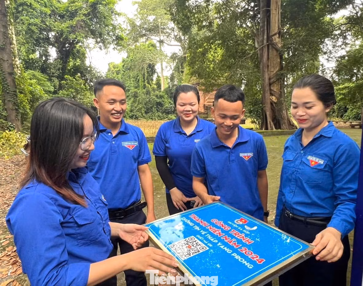 Công trình thanh niên năm 2024 thông tin về tháp Yang Prong