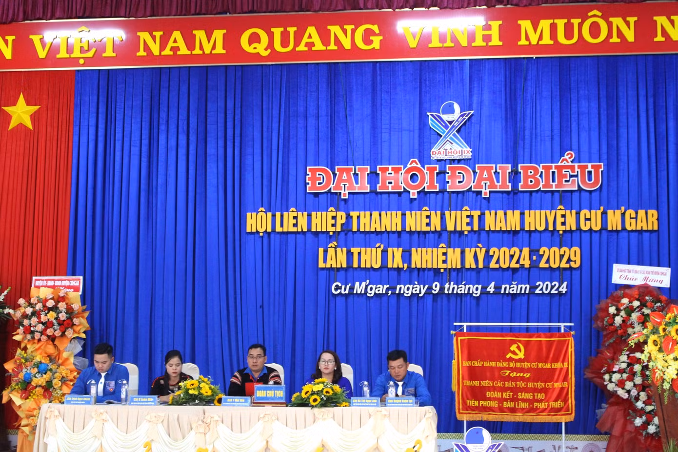 Huyện Cư M'gar là đơn vị được chọn Đại hội điểm cấp huyện đầu tiên Huyện Cư M'gar là đơn vị được chọn Đại hội điểm cấp huyện đầu tiên