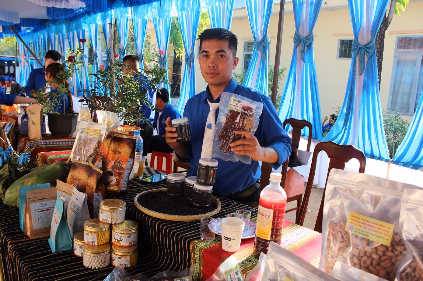 Các tổ chức cơ sở đoàn luôn đồng hành cùng thanh niên trong khởi nghiệp Các tổ chức cơ sở đoàn luôn đồng hành cùng thanh niên trong khởi nghiệp