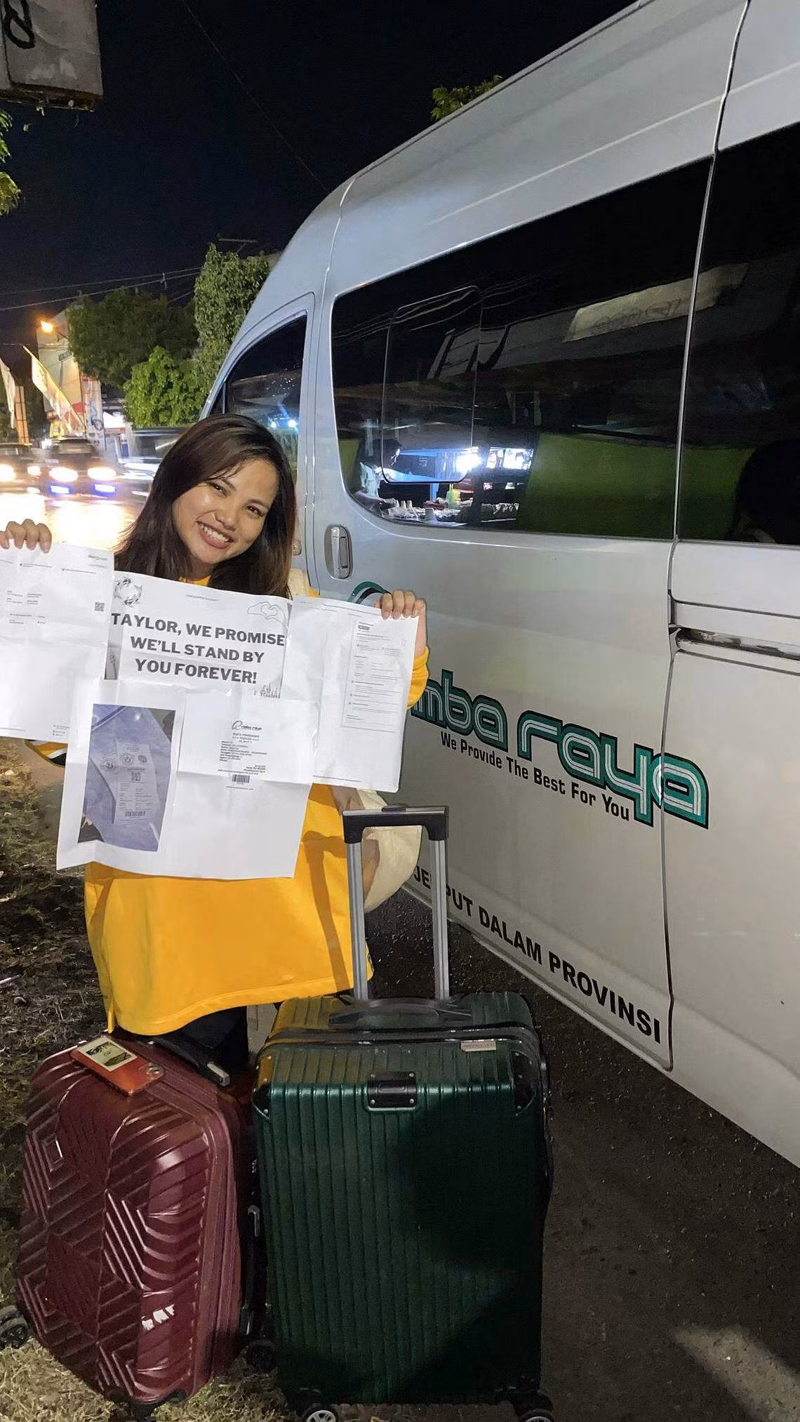 Chị Surinta đến từ Indonesia chọn tận 3 phương tiện để đến Singapore rẻ hơn.