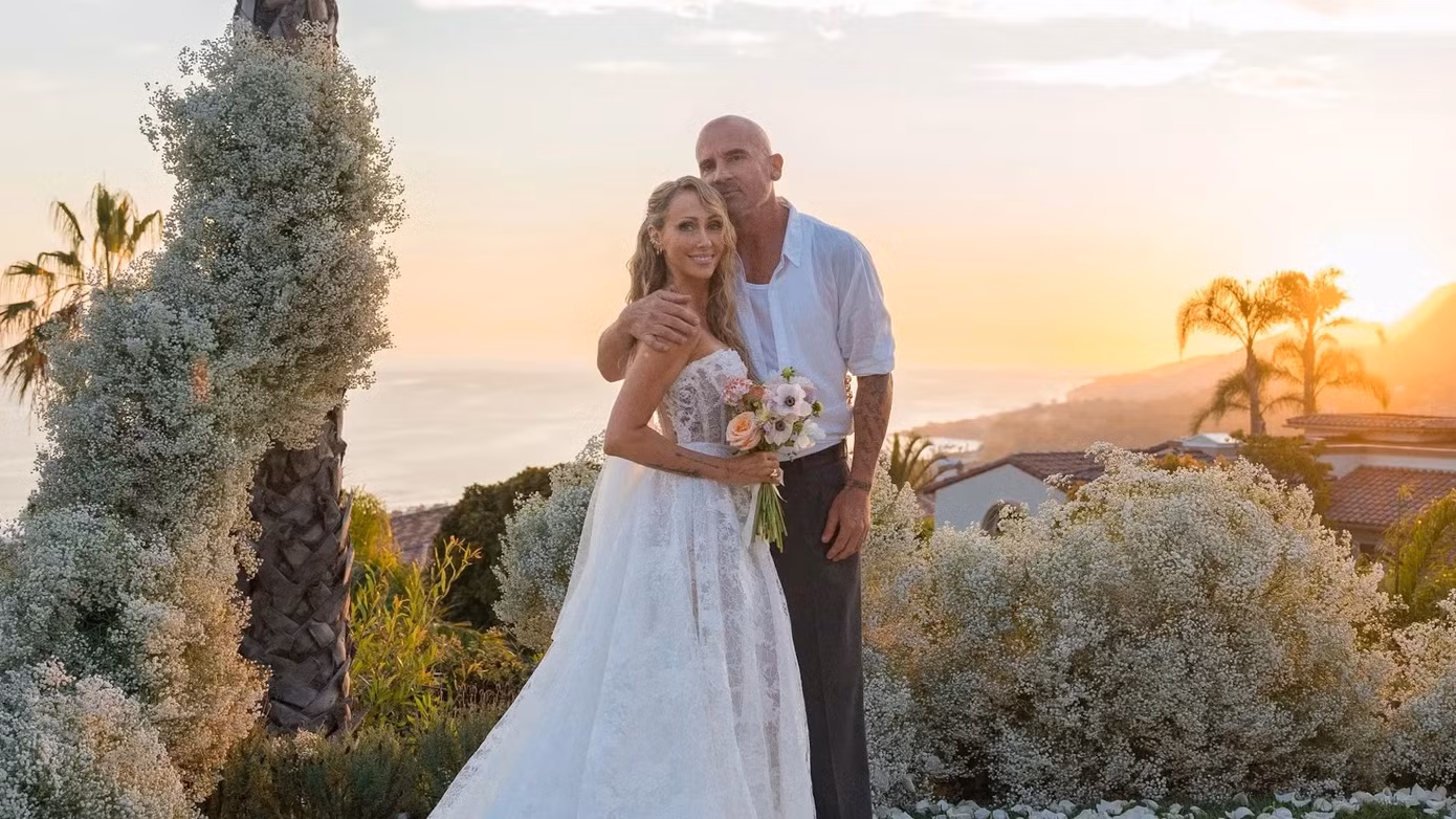 Đám cưới của Tish Cyrus và Dominic Purcell diễn ra tốt đẹp.