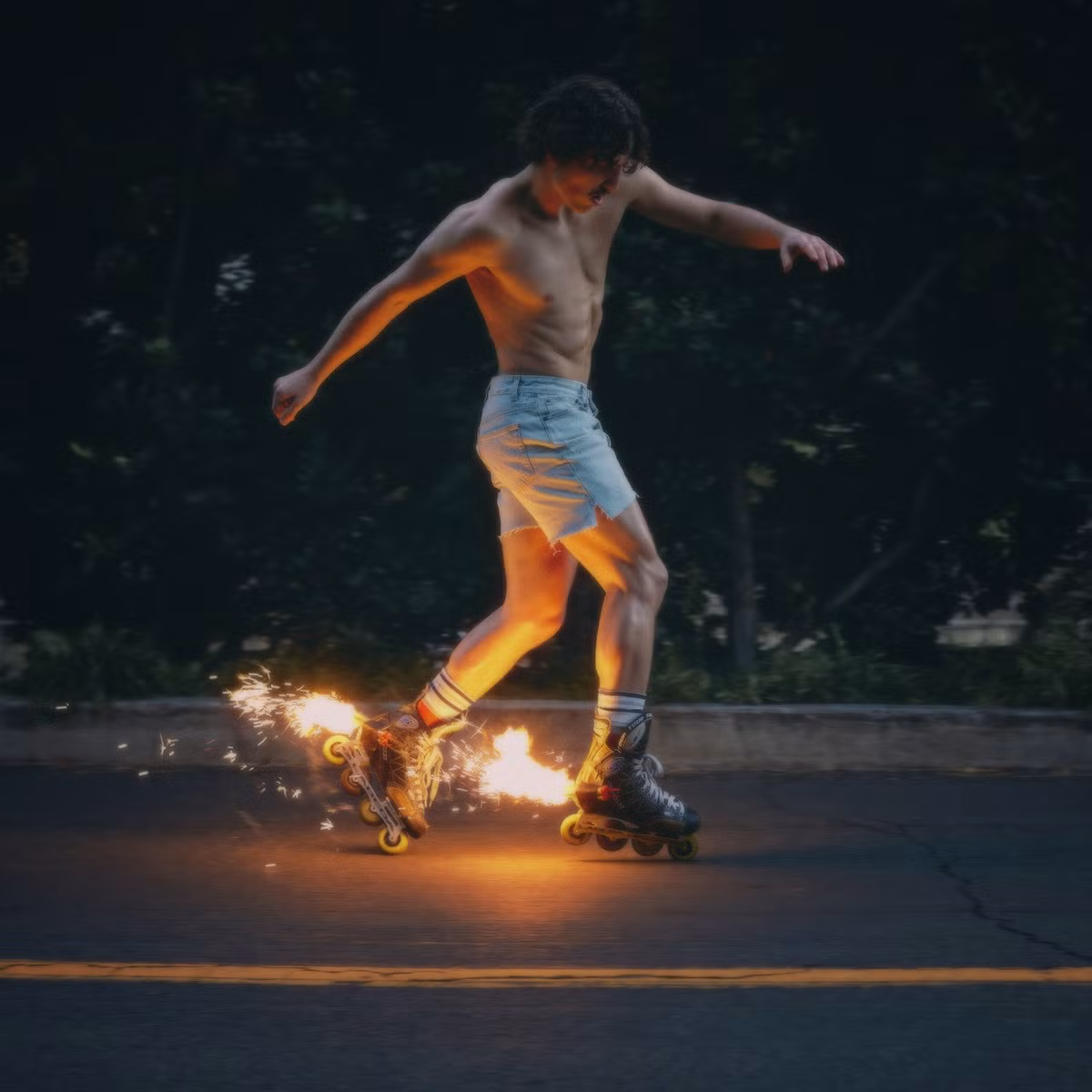 Album đầu tay của anh chàng - Fireworks &amp; Rollerblades nhận về nhiều phản hồi tích cực.