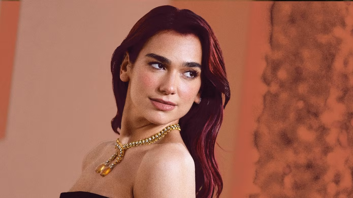 Dua Lipa được cho rằng đã nổi tiếng nhờ sự quản lý và sản xuất tài tình của công ty.