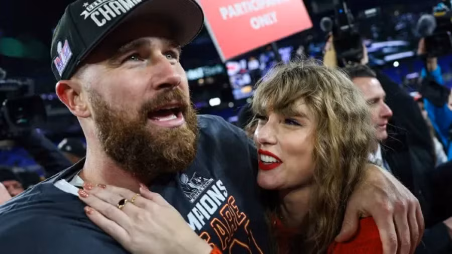 Taylor Swift luôn sắp xếp để có mặt ủng hộ các trận đấu quan trọng của Travis.