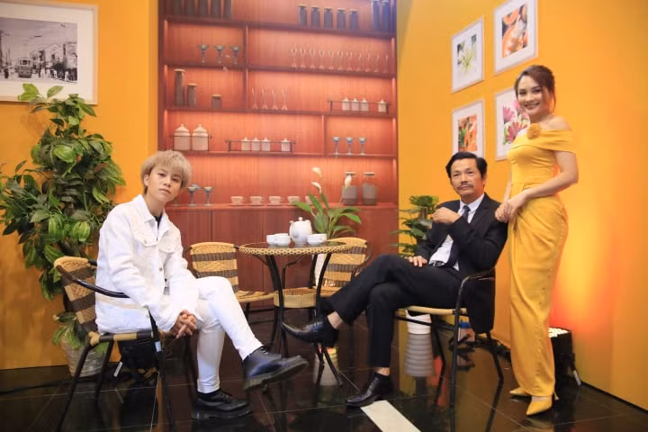 Dàn sao ‘Về nhà đi con’ đổ bộ thảm đỏ VTV Awards 2019 ảnh 1