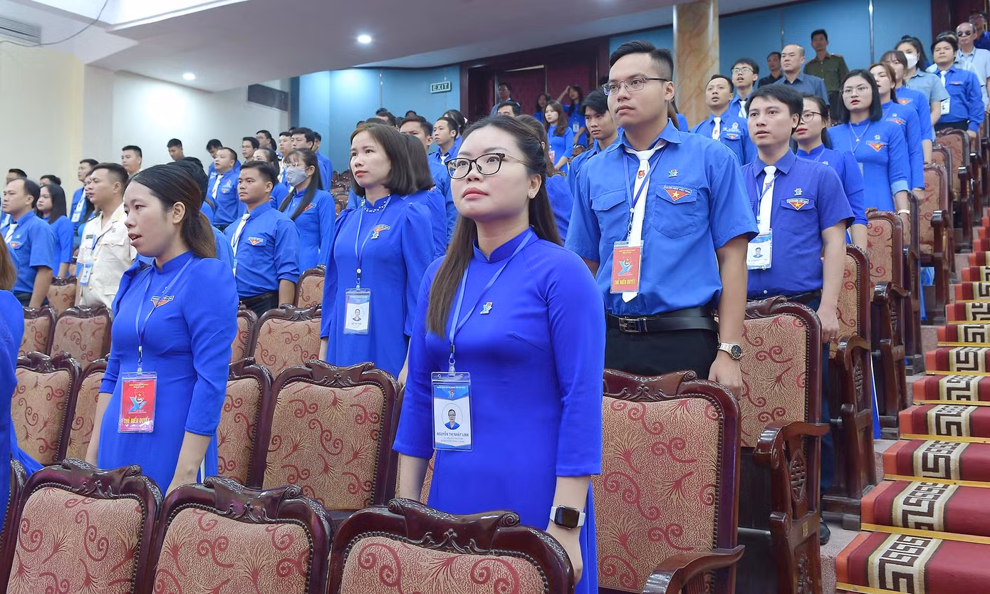 Trong phiên trọng thể, Đại hội đã nghe báo cáo kết quả ngày làm việc thứ nhất; theo dõi phóng sự "Tuổi trẻ Hà Nam - Khát vọng cống hiến và trưởng thành"; nghe báo cáo chính kết quả công tác Đoàn và phong trào thanh thiếu nhi nhiệm kỳ 2017 - 2022; mục tiêu, nhiệm vụ, giải pháp công tác Đoàn và phong trào thanh thiếu nhi nhiệm kỳ 2022 - 2027. Đại hội cũng nghe các đại biểu tham luận.