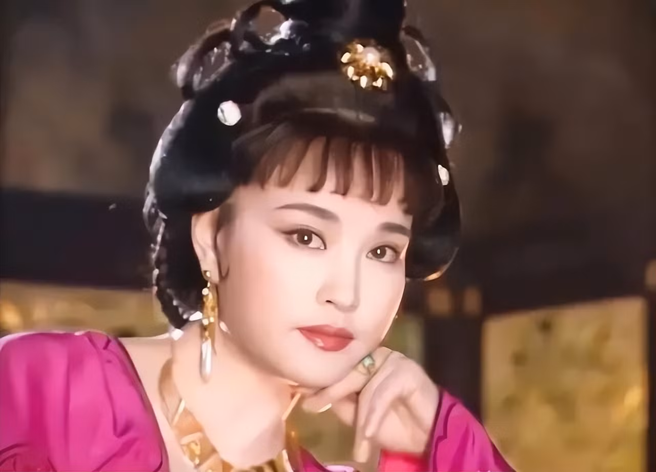 Lưu Hiểu Khánh là ngoại lệ của Hoa ngữ, một truyền kỳ của giới giải trí.
