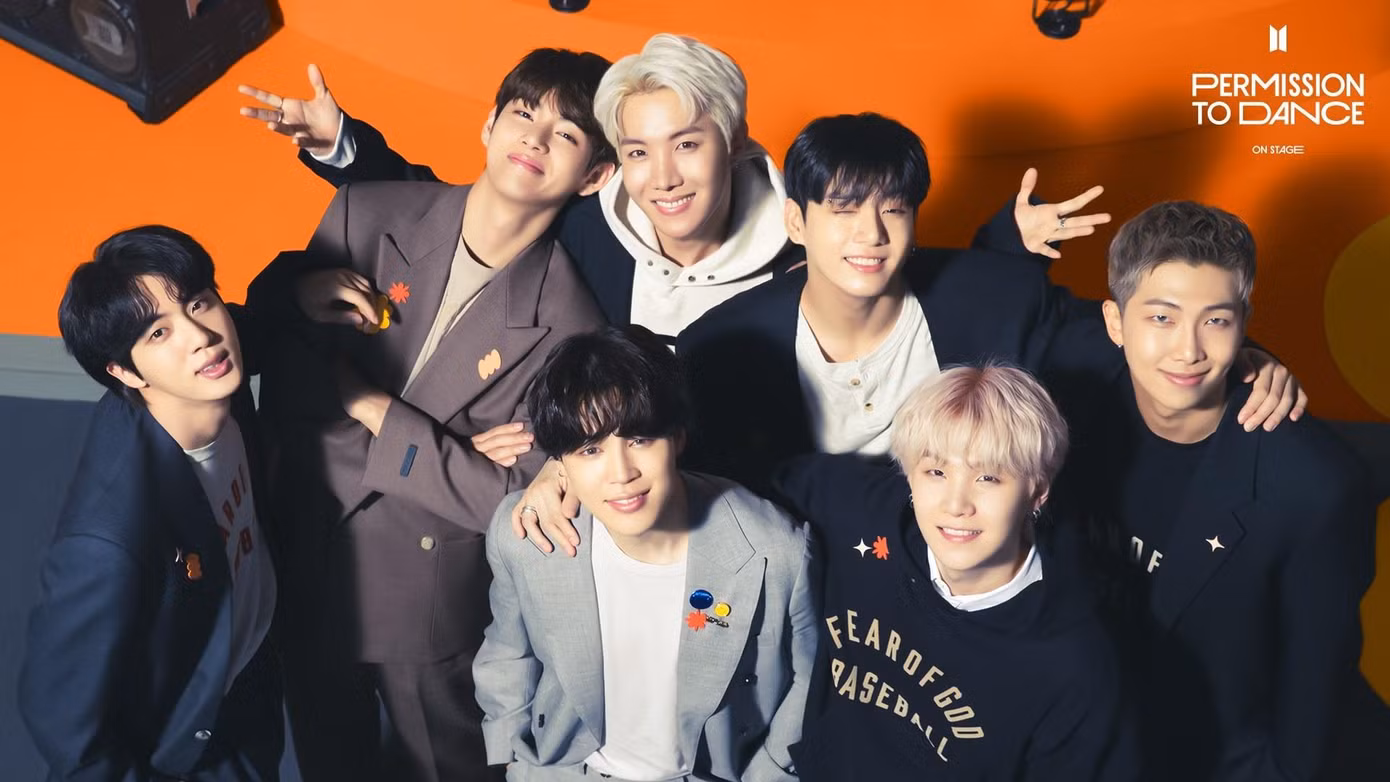 7 thành viên BTS lần lượt thực hiện nghĩa vụ quân sự theo kế hoạch. Ảnh: HYBE.