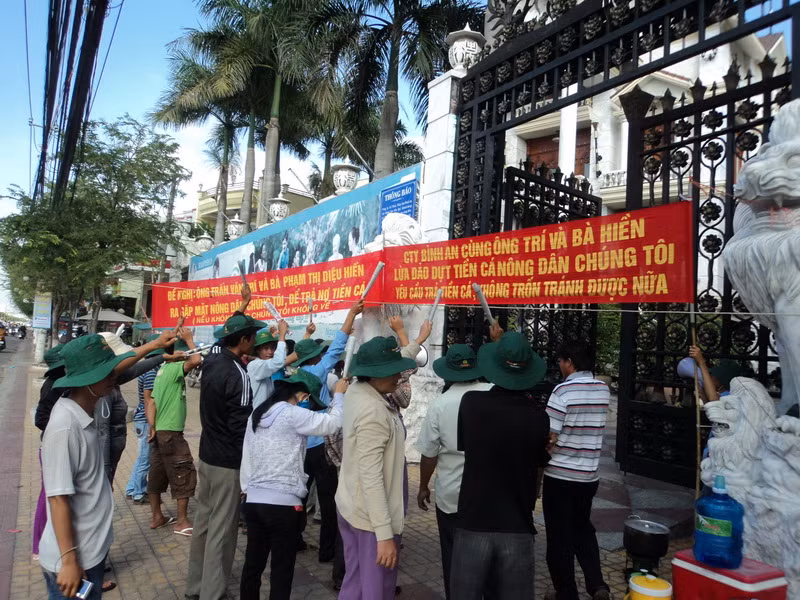 Ngôi biệt thự hồi tháng 8-2012. Ngôi biệt thự hồi tháng 8-2012