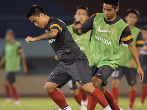 Các cầu thủ U23 Việt Nam không khỏi chạnh lòng trước luồng ý kiến đưa đội U19 thay thế họ thi đấu tại SEA Games 27. ảnh: VSI