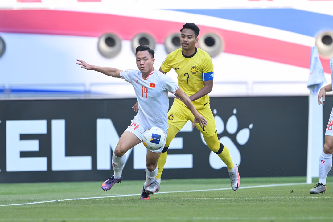 Đội hình U23 Việt Nam (áo trắng) có thể sẽ thay đổi ở trận gặp Uzbekistan. (Ảnh: AFC)